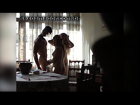 ❤️ Le amiche del sesso invitano un uomo gigante e una cosa a tre con lui ❤ Video di sessoal it.com-full-porner.ru